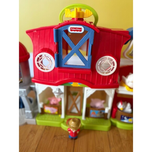 Fisher-Price Little People Toddler Learning Toy Caring for Animals Farm Playset - Picture 3 of 8